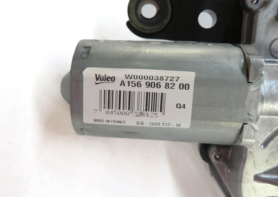 Thumbnail 4: 2015-2020 MERCEDES BENZ GLA-CLASS (X156) REAR HATCH GATE TRUNK REAR WIPER MOTOR