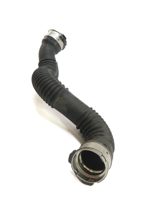 Thumbnail 4: 2017 MERCEDES GLA250 (X156) 2.0L M270 ENGINE LEFT INTERCOOLER HOSE PIPE
