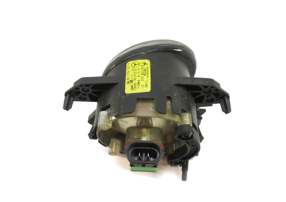 Thumbnail 3: 06-13 MERCEDES B C CL GL GLA ML S CLS (X164 X204 W164 W221) RIGHT FOGLIGHT LAMP