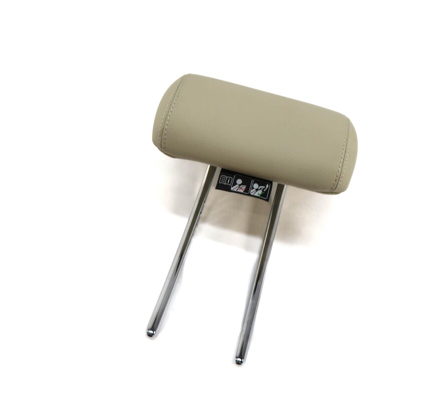 Thumbnail 1: 2017 MERCEDES GLA250 (X156) REAR SEAT CENTER HEADREST HEAD REST (BEIGE 105A)