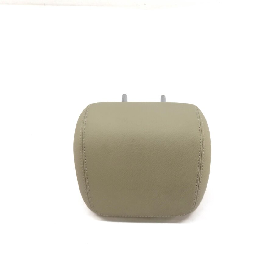 Thumbnail 3: 2017 MERCEDES GLA250 (X156) REAR SEAT CENTER HEADREST HEAD REST (BEIGE 105A)
