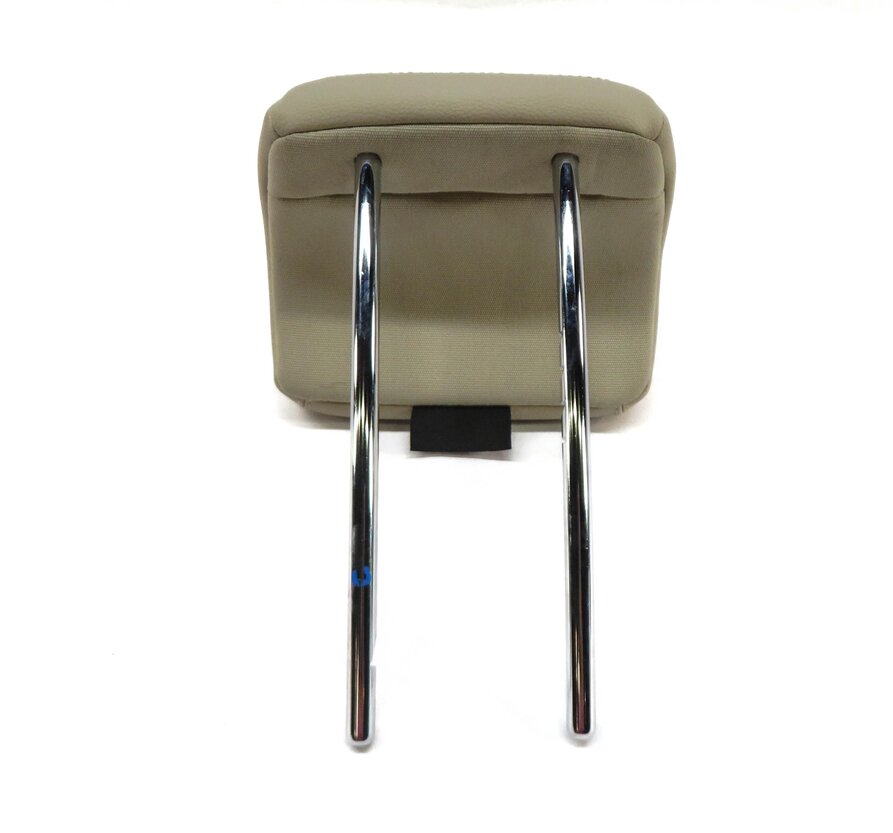 Thumbnail 5: 2017 MERCEDES GLA250 (X156) REAR SEAT CENTER HEADREST HEAD REST (BEIGE 105A)