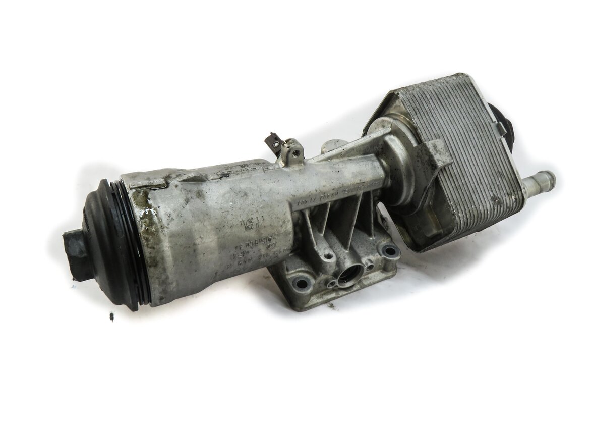 2012 AUDI A3 (8V) 2.0L CBEA TURBO DIESEL ENGINE OIL FILTER HOUSING w/ COOLER
