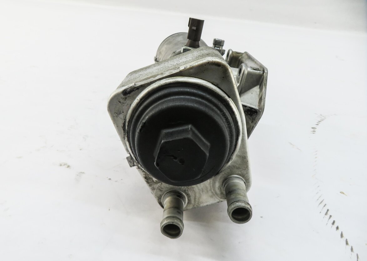 Thumbnail 4: 2012 AUDI A3 (8V) 2.0L CBEA TURBO DIESEL ENGINE OIL FILTER HOUSING w/ COOLER