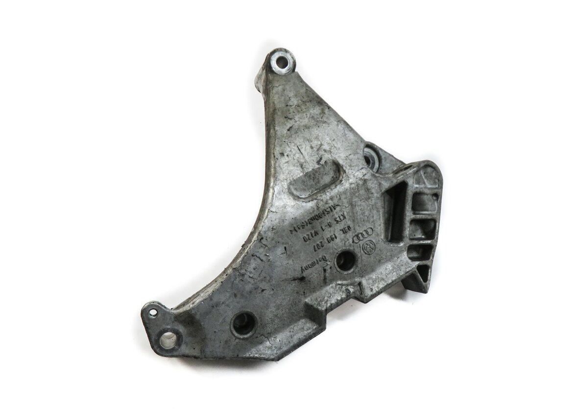 2012 AUDI A3 (8V) 2.0L CBEA TURBO DIESEL ENGINE RIGHT MOTOR MOUNT BRACKET
