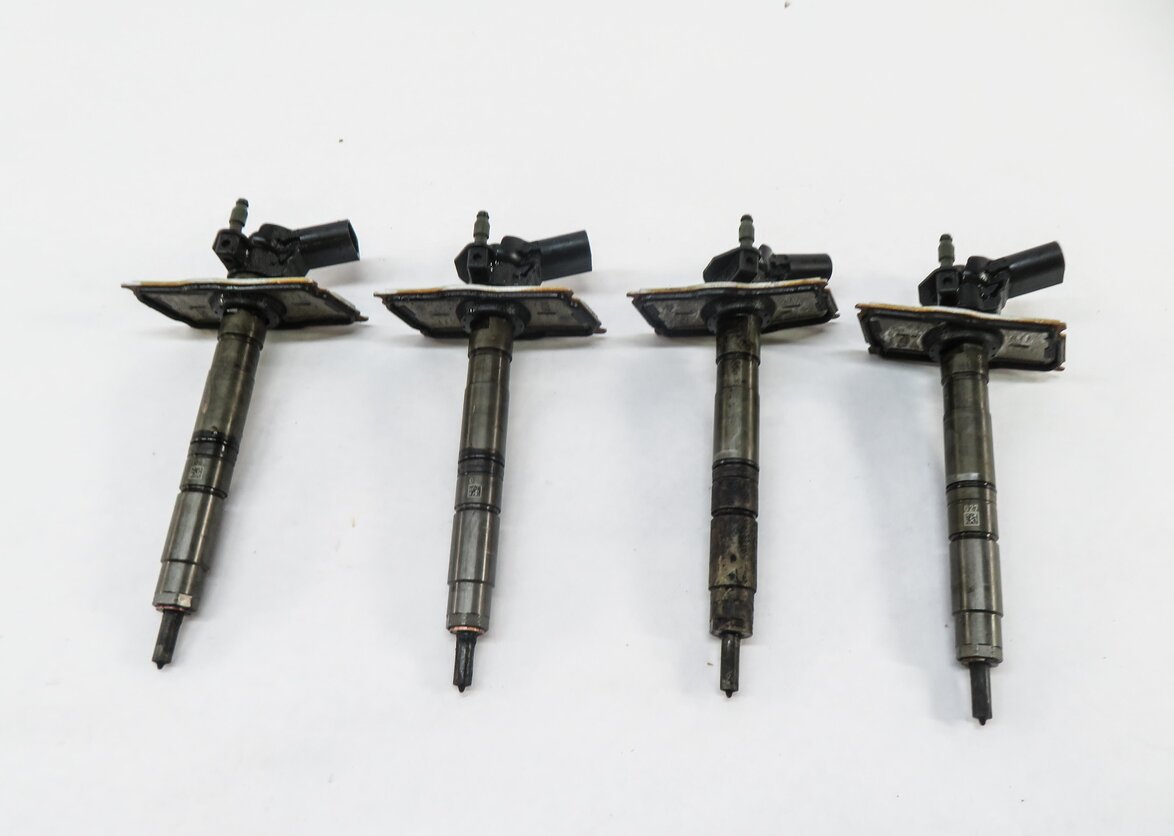 Thumbnail 3: Misc Fuel Injection Parts AUDI A3 10 11 12 13