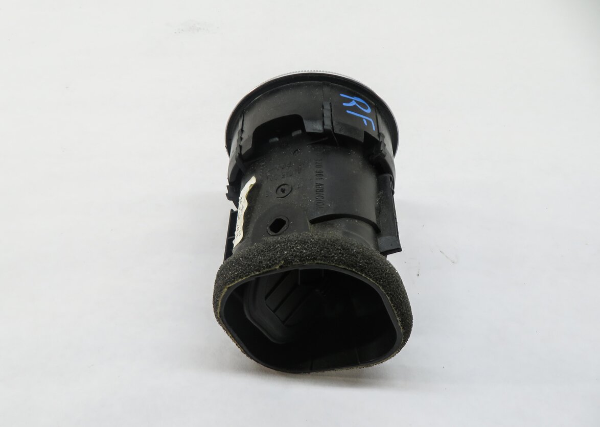 Thumbnail 2: 2012 AUDI A3 (8V) FRONT HEATER A/C AIR VENT