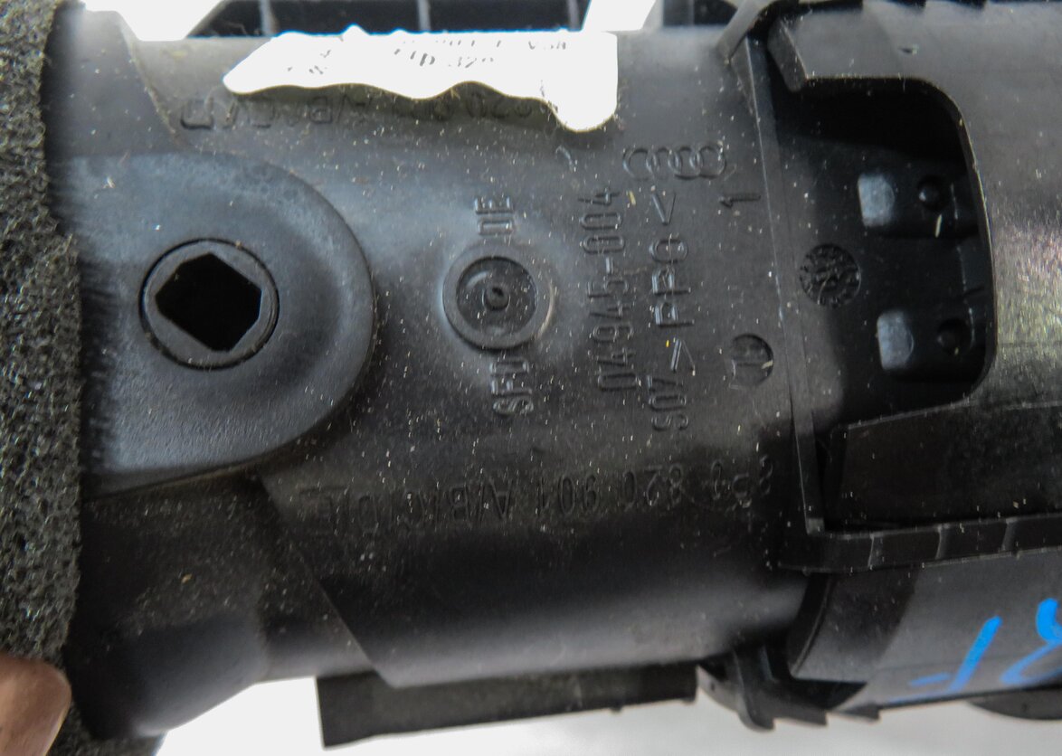Thumbnail 5: 2012 AUDI A3 (8V) FRONT HEATER A/C AIR VENT