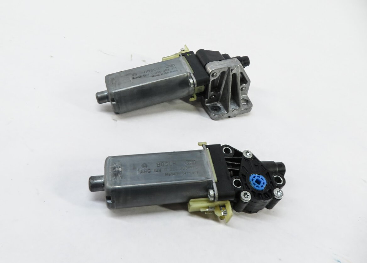 Thumbnail 2: 2010-2012 RANGE ROVER (L322) POWER STEERING COLUMN ADJUSTMENT MOTOR SET