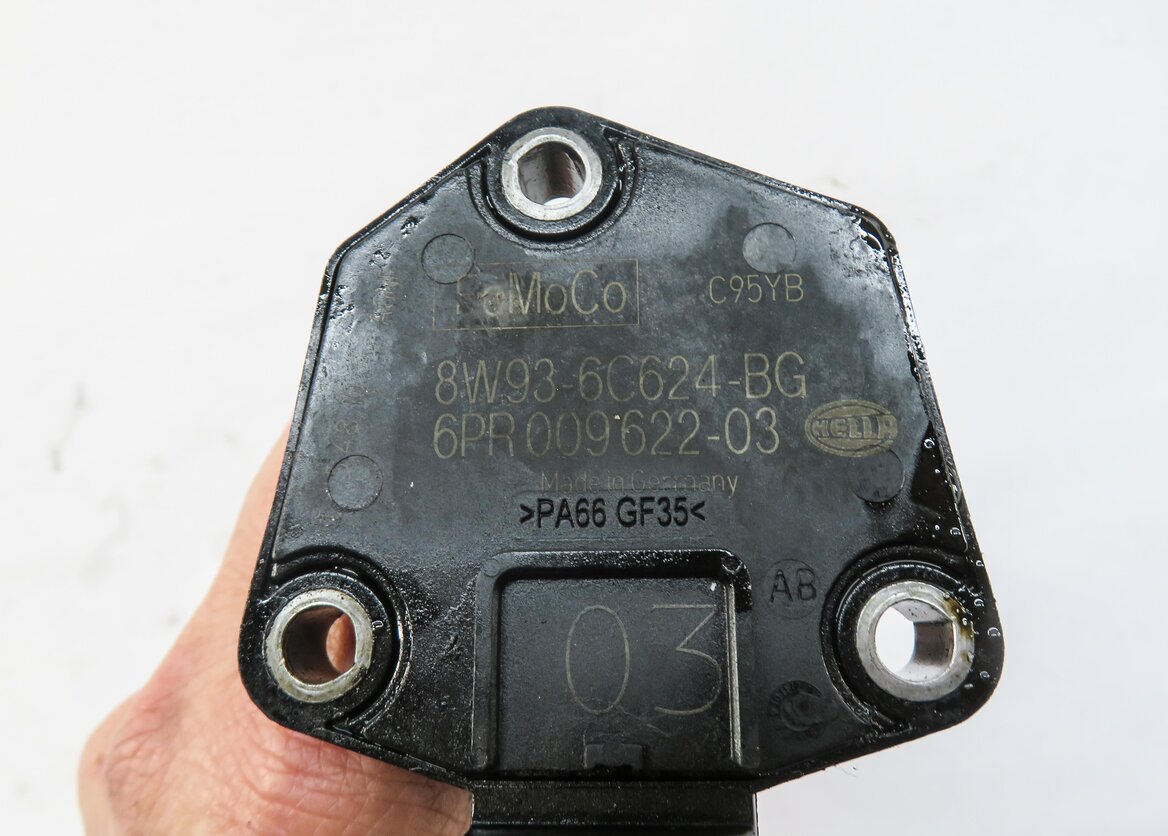 Thumbnail 4: 2011 RANGE ROVER (L322) 5.0L AJ133 SUPERCHARGED V8 ENGINE OIL LEVEL SENSOR