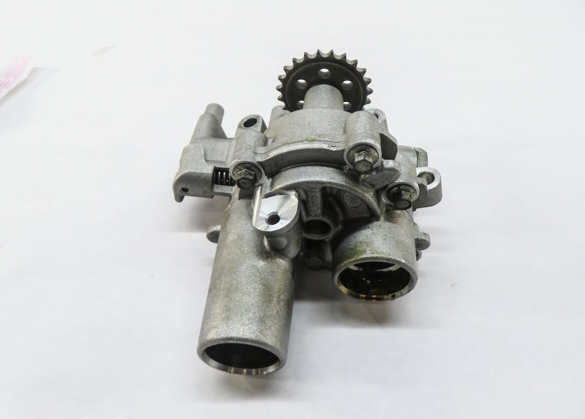 Thumbnail 3: 2011 RANGE ROVER (L322) 5.0L AJ133 SUPERCHARGED V8 ENGINE OIL PUMP