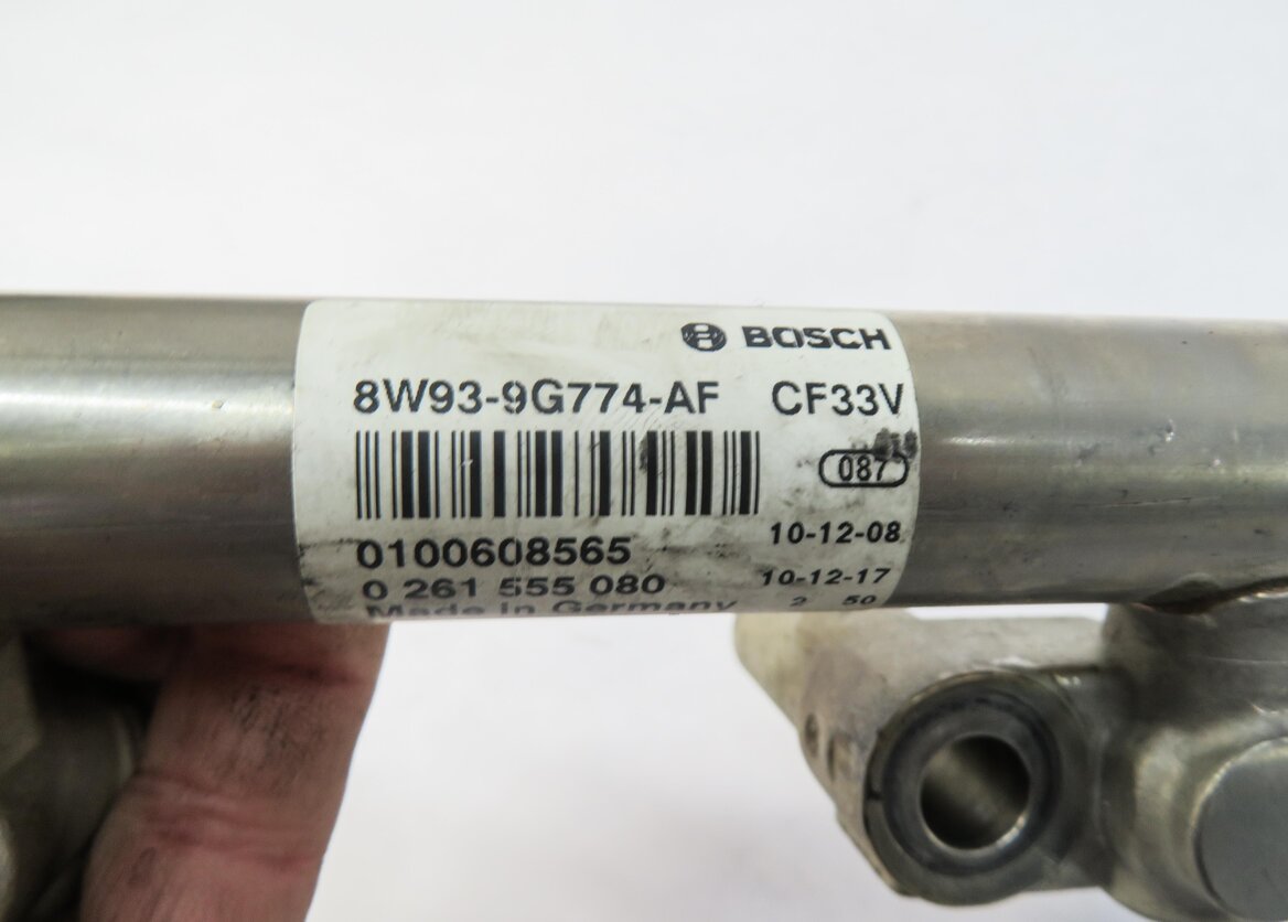 Thumbnail 5: 2011 RANGE ROVER (L322) 5.0L AJ133 SUPERCHARGED V8 ENGINE FUEL RAIL SET-2