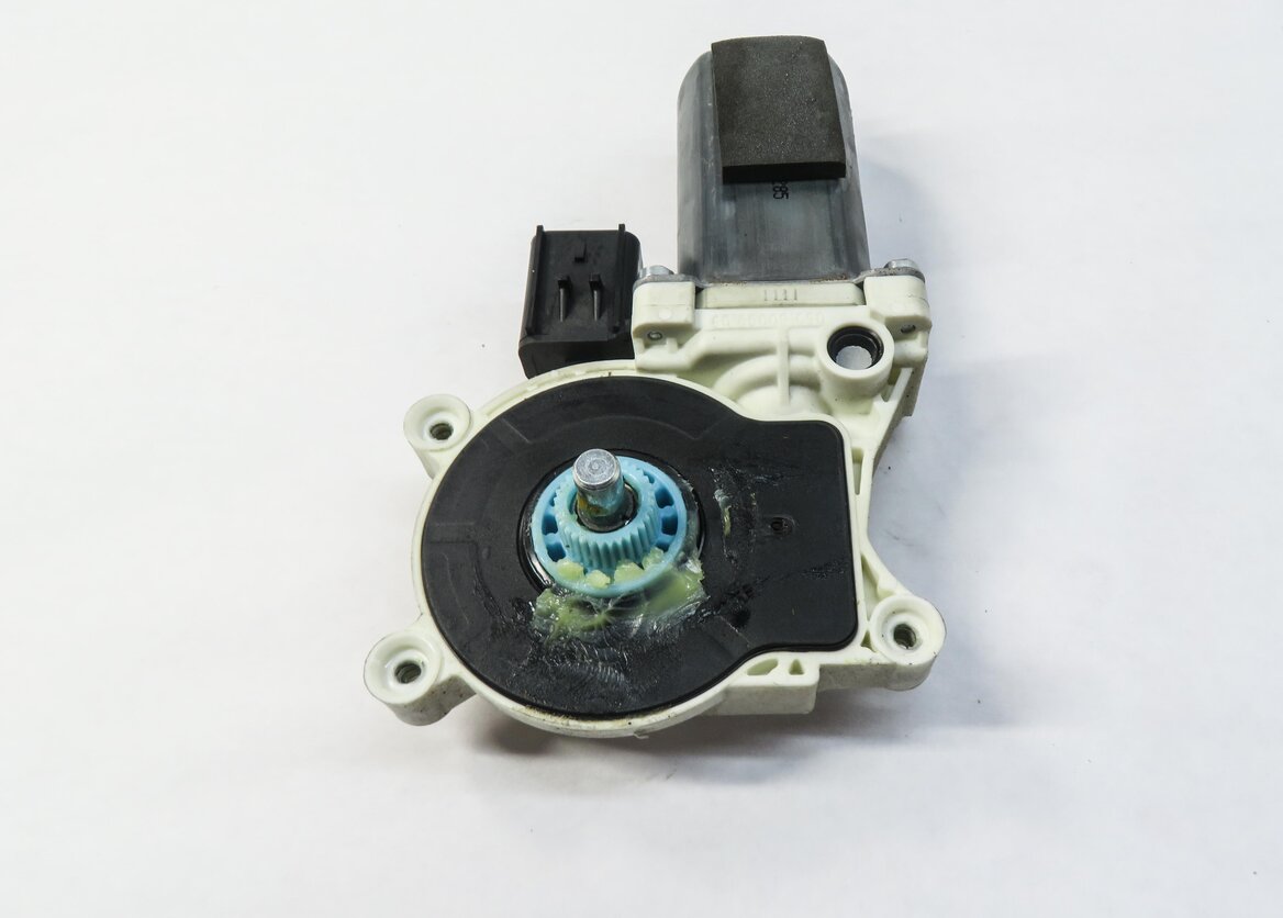 Thumbnail 3: 2010-2012 RANGE ROVER (L322) LEFT FRONT DRIVER DOOR POWER WINDOW MOTOR
