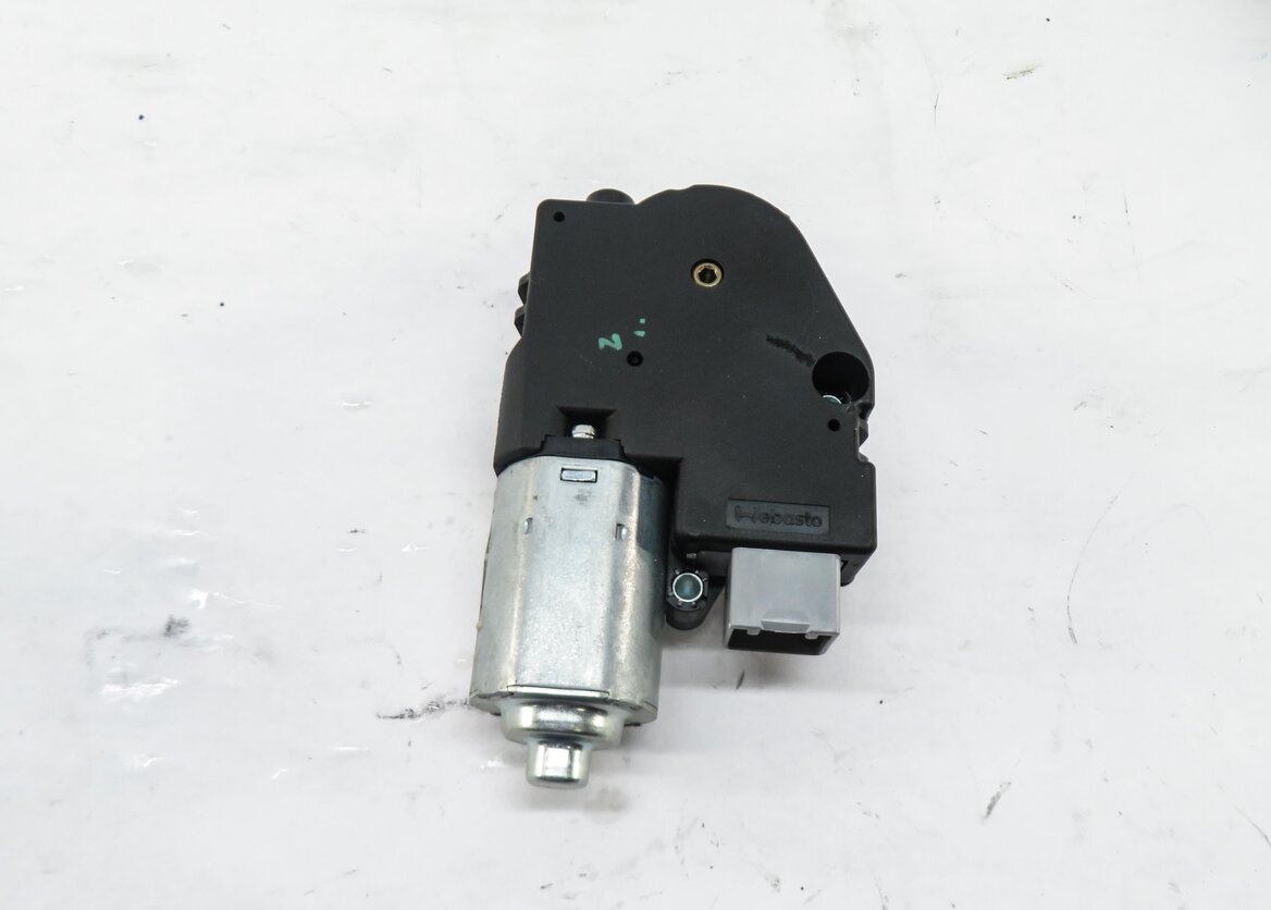 Thumbnail 2: 2010-2012 RANGE ROVER (L322) POWER SUNROOF SUN ROOF WINDOW MOTOR