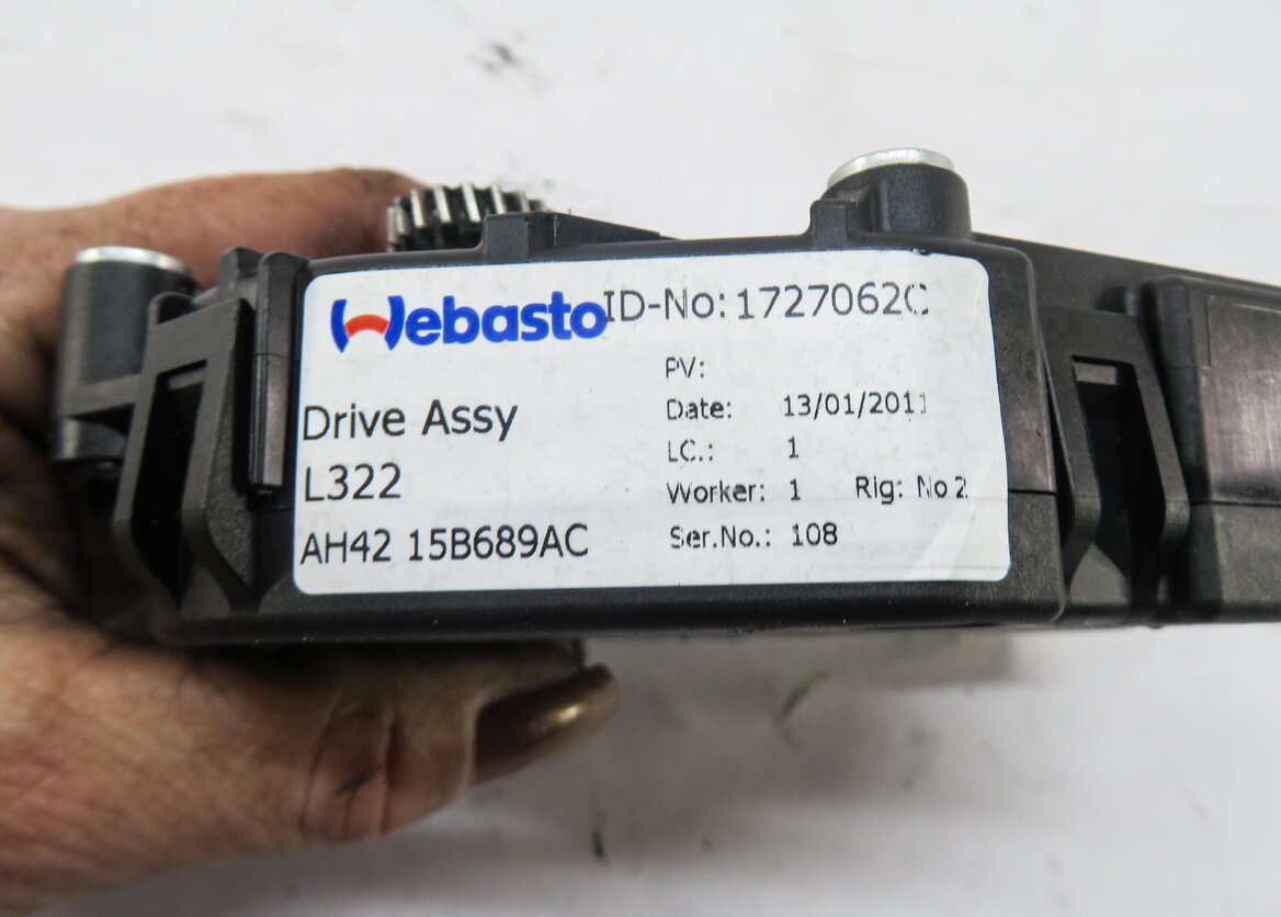 Thumbnail 4: 2010-2012 RANGE ROVER (L322) POWER SUNROOF SUN ROOF WINDOW MOTOR