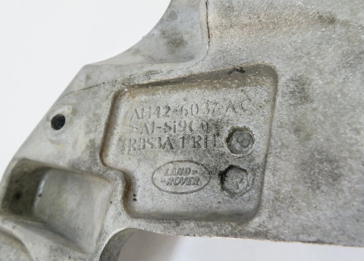 Thumbnail 6: 2011 RANGE ROVER (L322) 5.0L AJ133 SUPERCHARGED ENGINE MOTOR MOUNT BRACKET SET