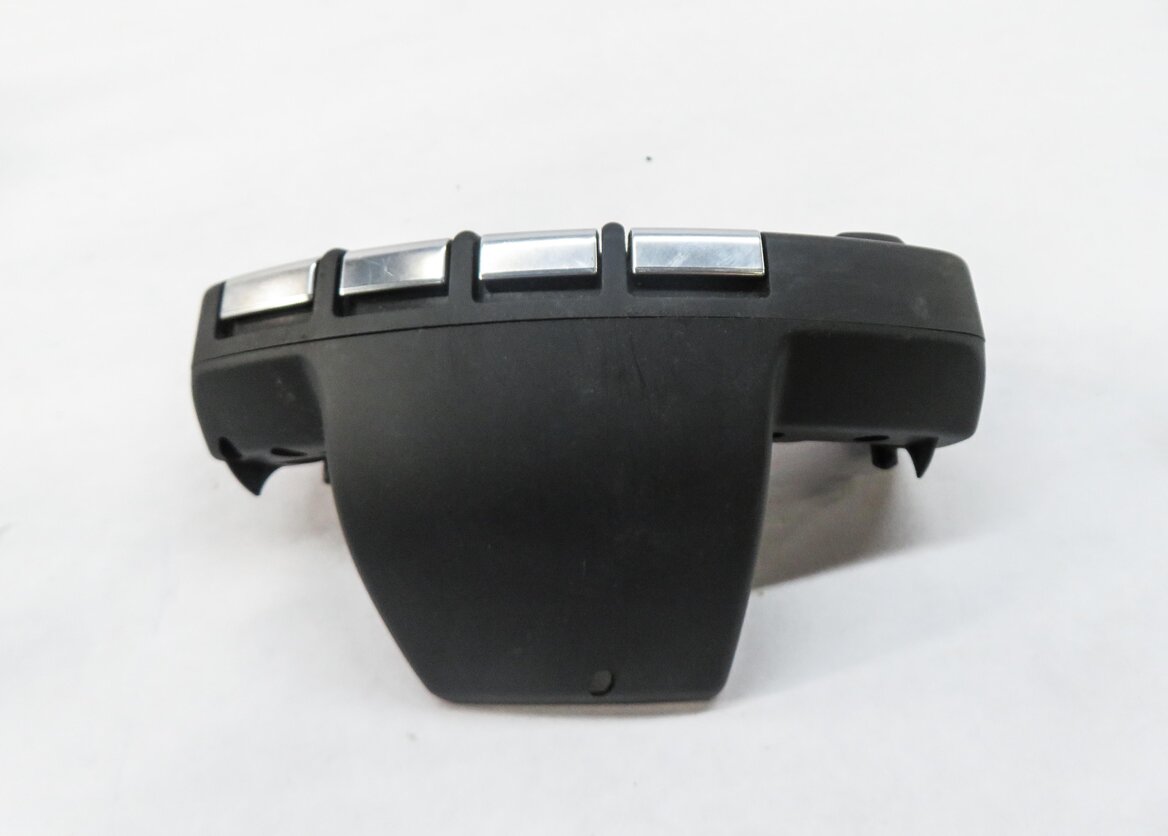 Thumbnail 6: 2010-2012 RANGE ROVER (L322) STEERING WHEEL CRUISE CONTROL SWITCH BUTTON SET