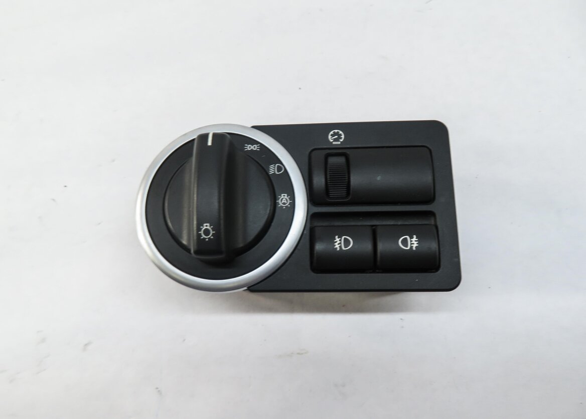 Thumbnail 2: 2007-2013 RANGE ROVER (L322) HEADLIGHT SWITCH