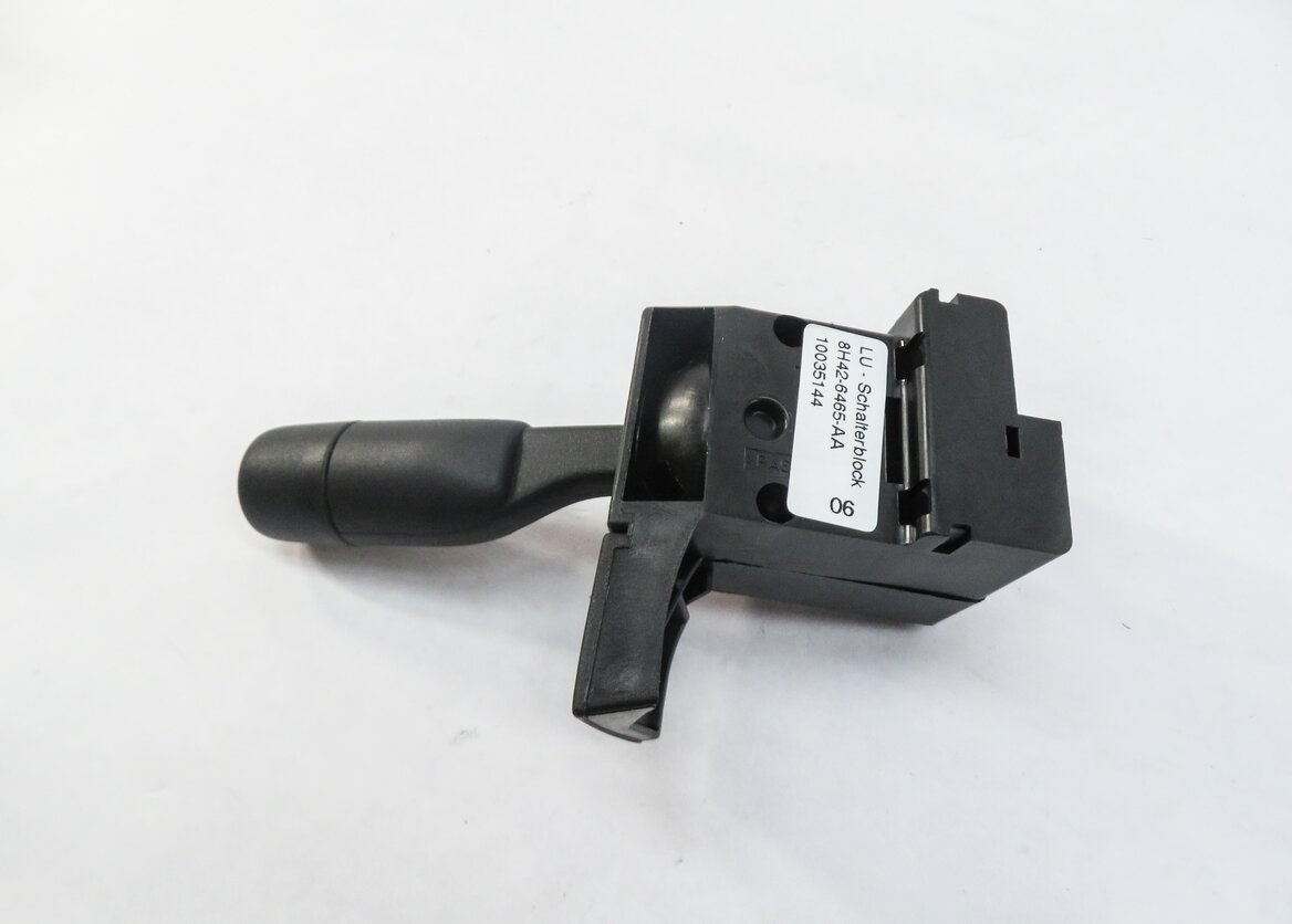 Thumbnail 4: 2011 RANGE ROVER (L322) STEERING COLUMN ADJUSTMENT SWITCH ARM LEVER