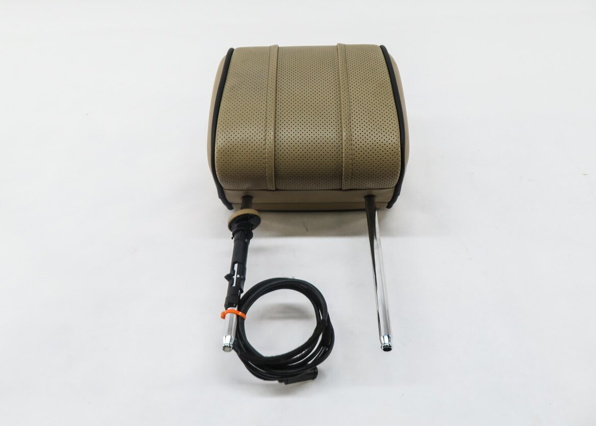 Thumbnail 3: 2006-2012 RANGE ROVER SPORT (L320 L322) RIGHT FRONT HEADREST TV SCREEN (BEIGE)