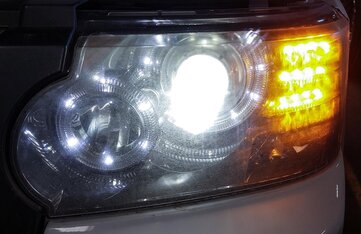 Thumbnail 2: 2010-2011 RANGE ROVER (L3220 LEFT XENON HID HEADLIGHT LIGHT LAMP (GRAY HOUSING)