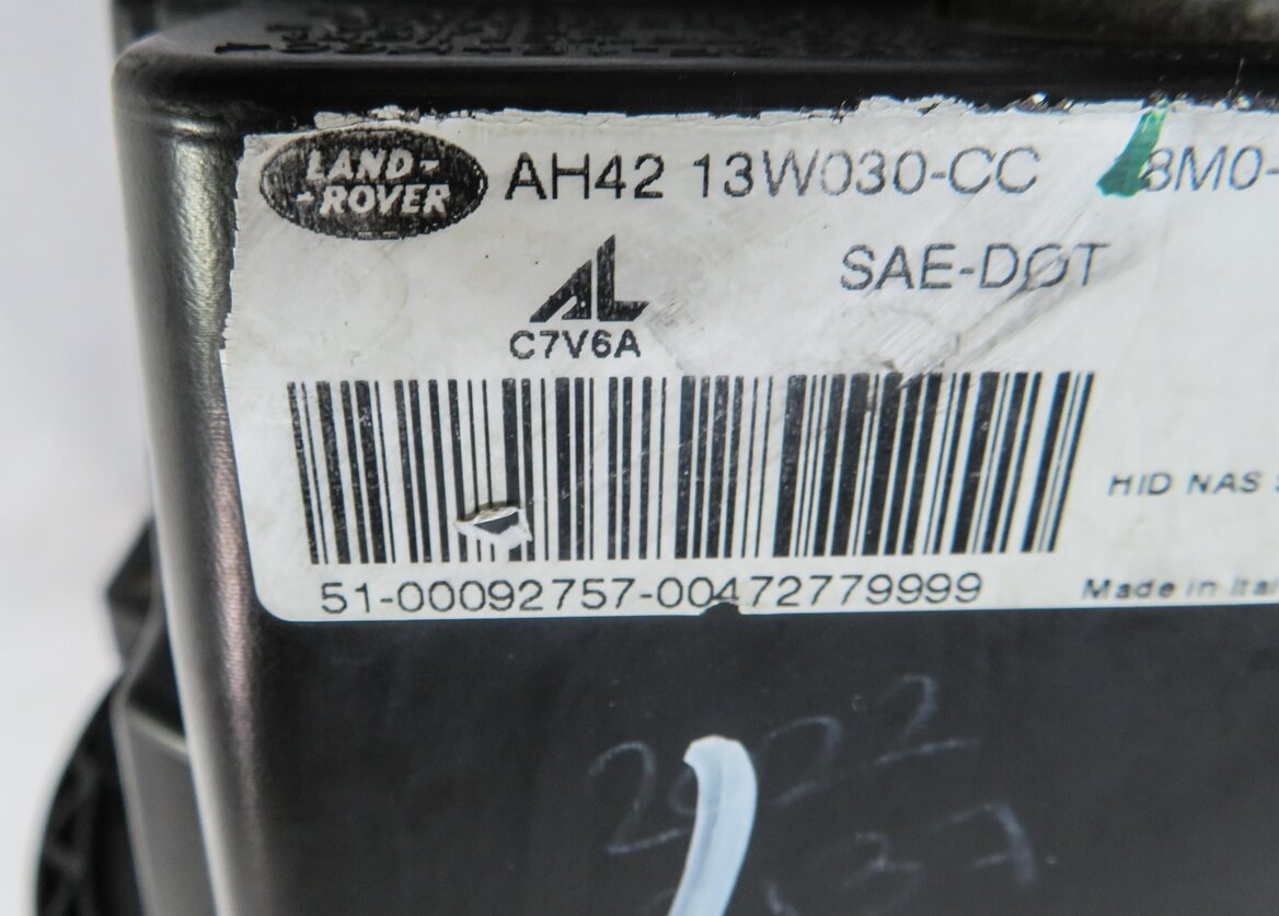 Thumbnail 6: 2010-2011 RANGE ROVER (L3220 LEFT XENON HID HEADLIGHT LIGHT LAMP (GRAY HOUSING)