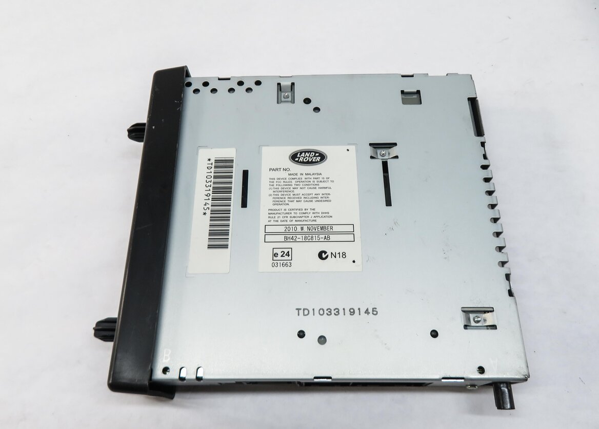 Thumbnail 2: 2011 RANGE ROVER (L322) RADIO STEREO AM/FM RECEIVER CONTROL MODULE