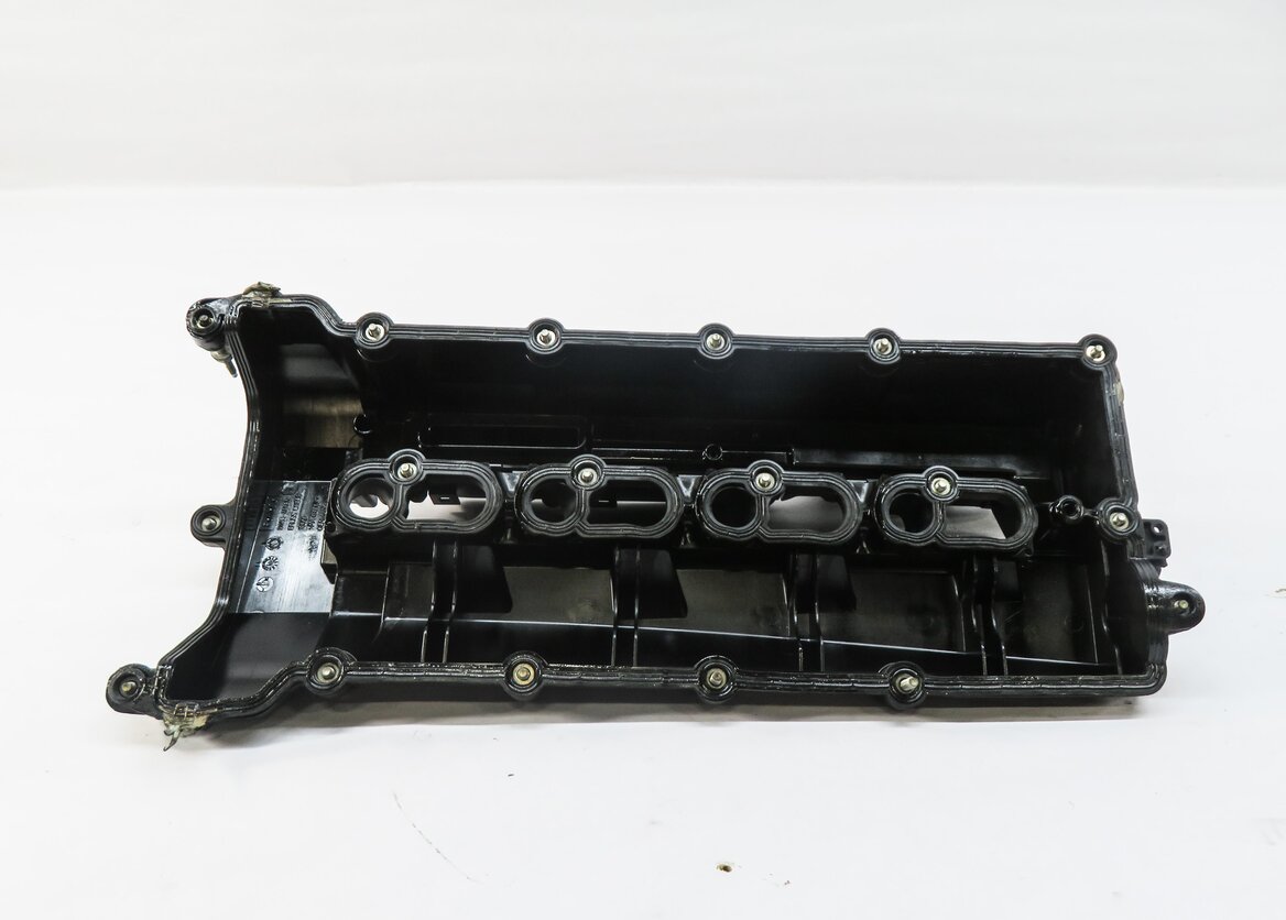 Thumbnail 4: 10-18 RANGE ROVER SPORT (L320 L322 L494 L405) 5.0L V8 - RIGHT ENGINE VALVE COVER
