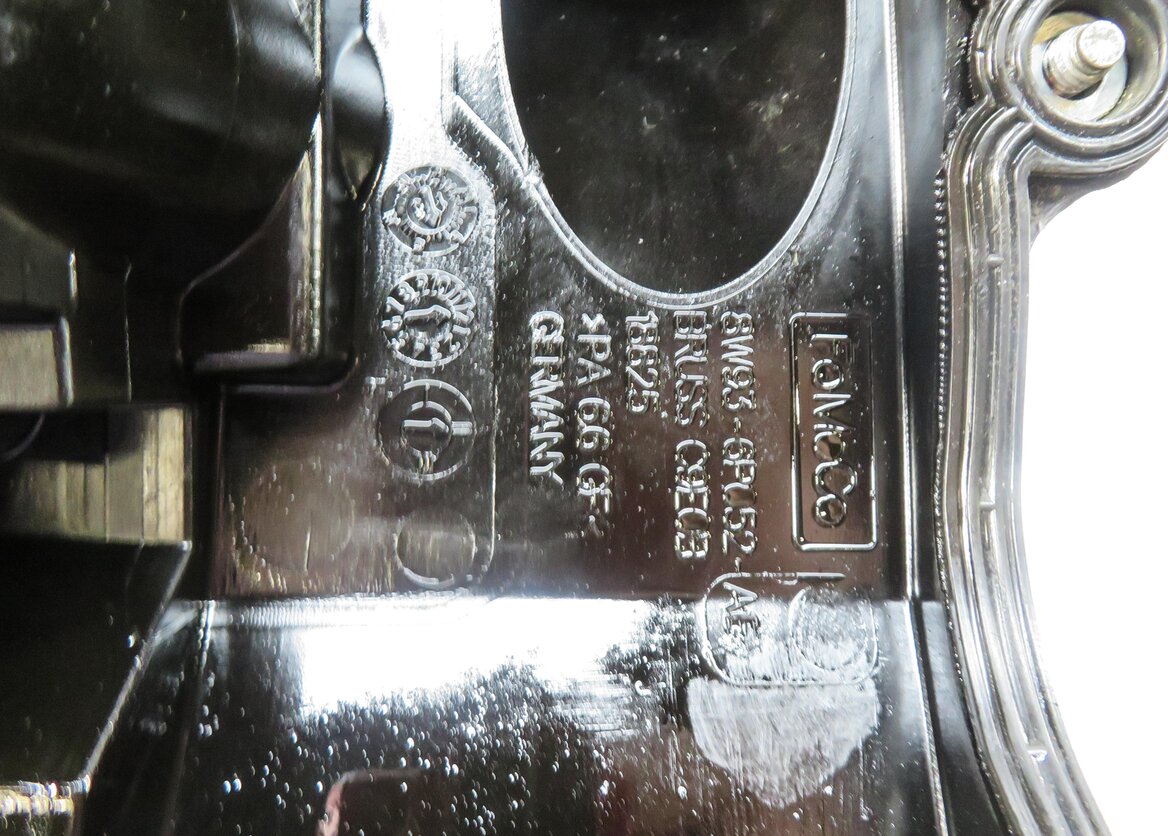 Thumbnail 5: 10-18 RANGE ROVER SPORT (L320 L322 L494 L405) 5.0L V8 - LEFT ENGINE VALVE COVER