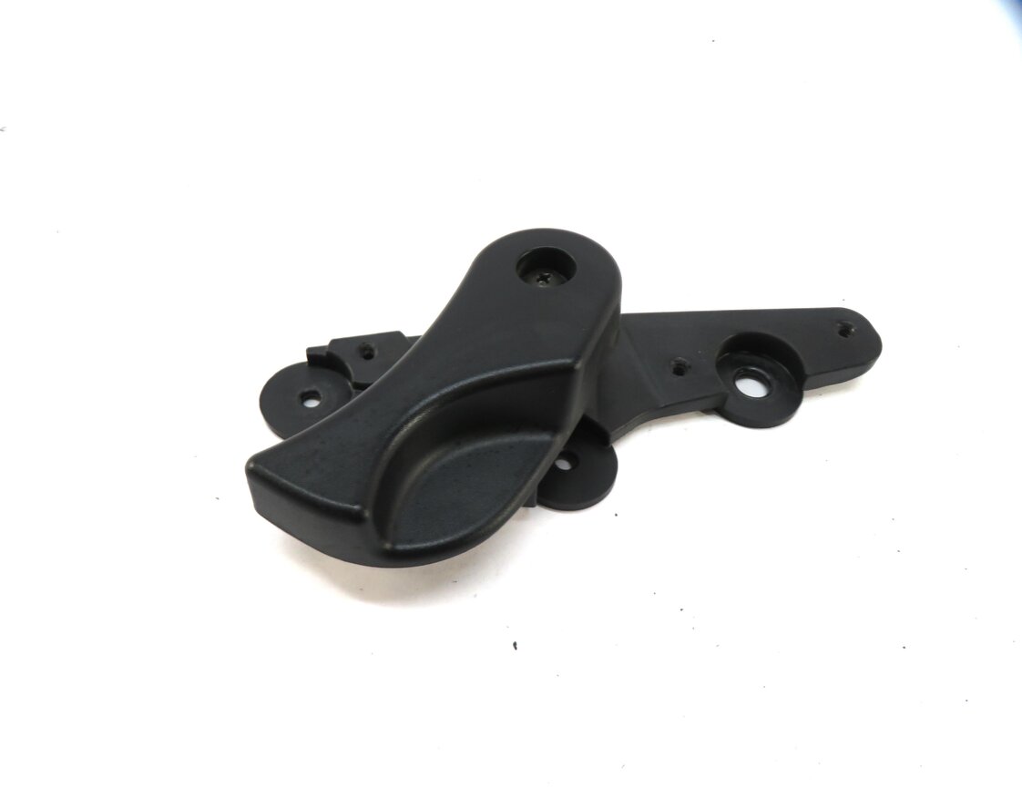 Thumbnail 3: 2012 BMW 335i (E90) HOOD RELEASE HANDLE