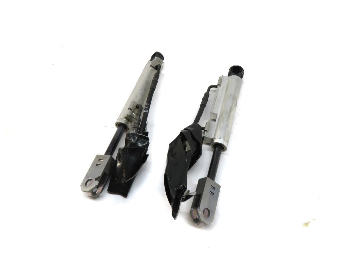2012 BMW 335i (E93) CONVERTIBLE - REAR TRUNK HYDRAULIC RAM SET-2
