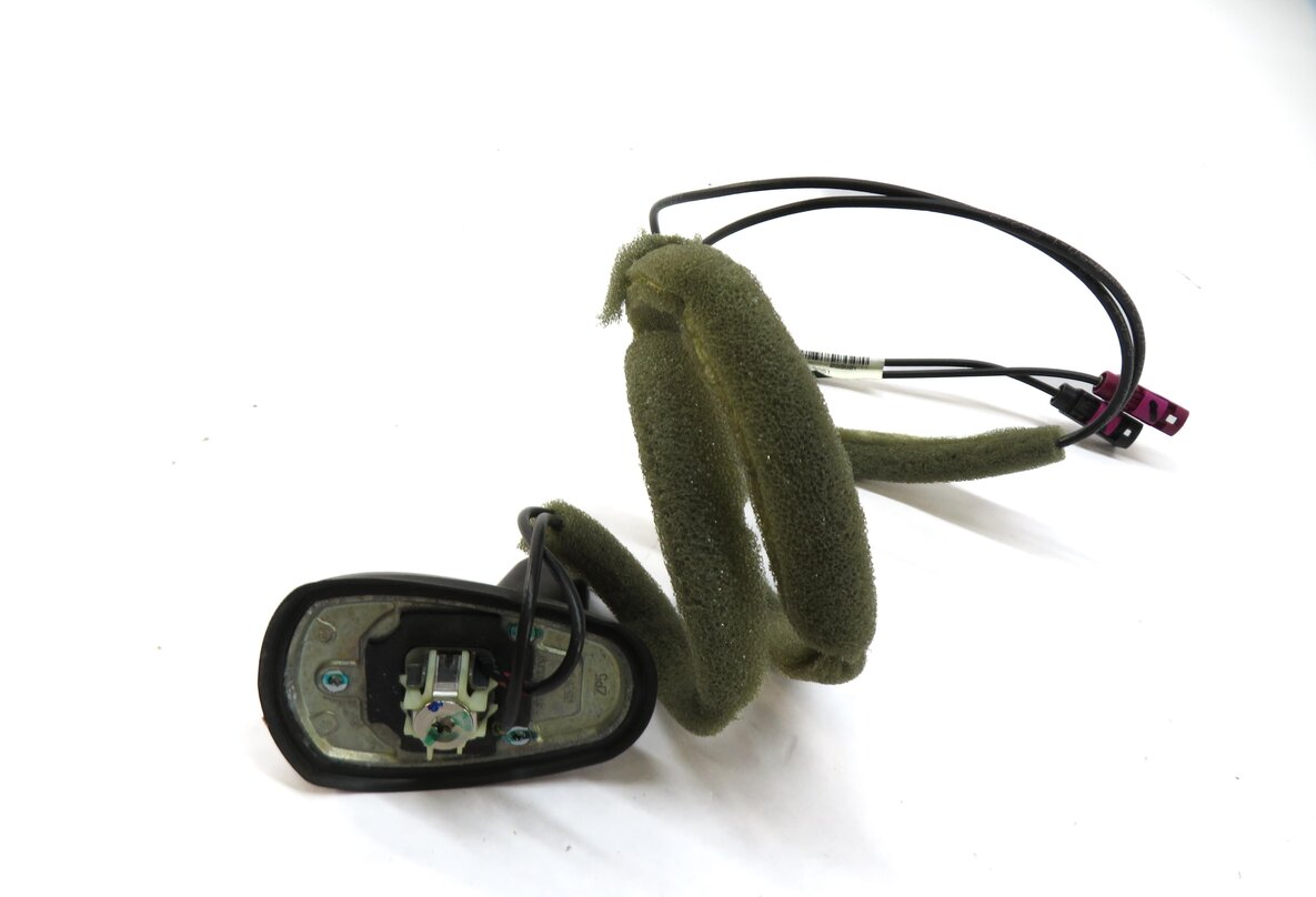 Thumbnail 3: 2010-2015 RADIO STEREO SHARK FIN ANTENNA MODULE (BLACK)