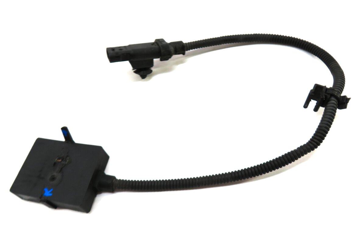 Thumbnail 3: 2015 MERCEDES GLK350 (X204) COOLANT TEMPERATURE SENSOR