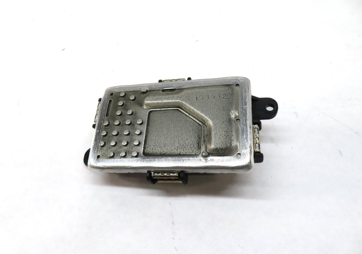 Thumbnail 2: 2013 MERCEDES C250 (W204) FRONT HEATER A/C BLOWER MOTOR RESISTOR