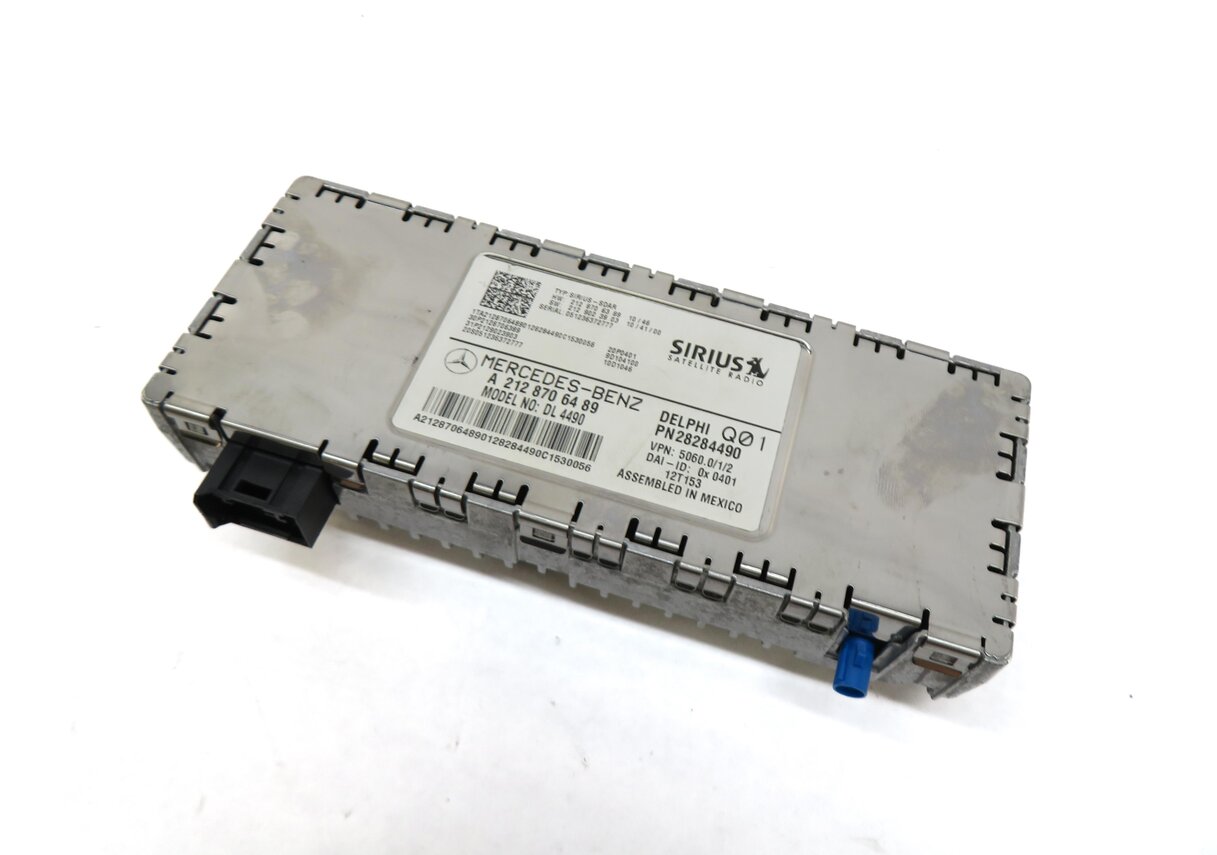 10-16 MERCEDES C250 C300 C350 E350 E550 GLK350 ML350 - SIRIUS SATELLITE RECEIVER