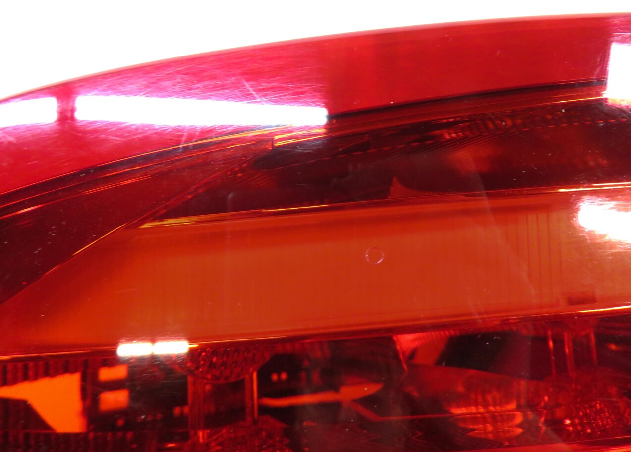 Thumbnail 7: 12-15 MERCEDES BENZ C250 C300 C350 (W204) RIGHT PASSENGER TAILLIGHT BRAKE LIGHT