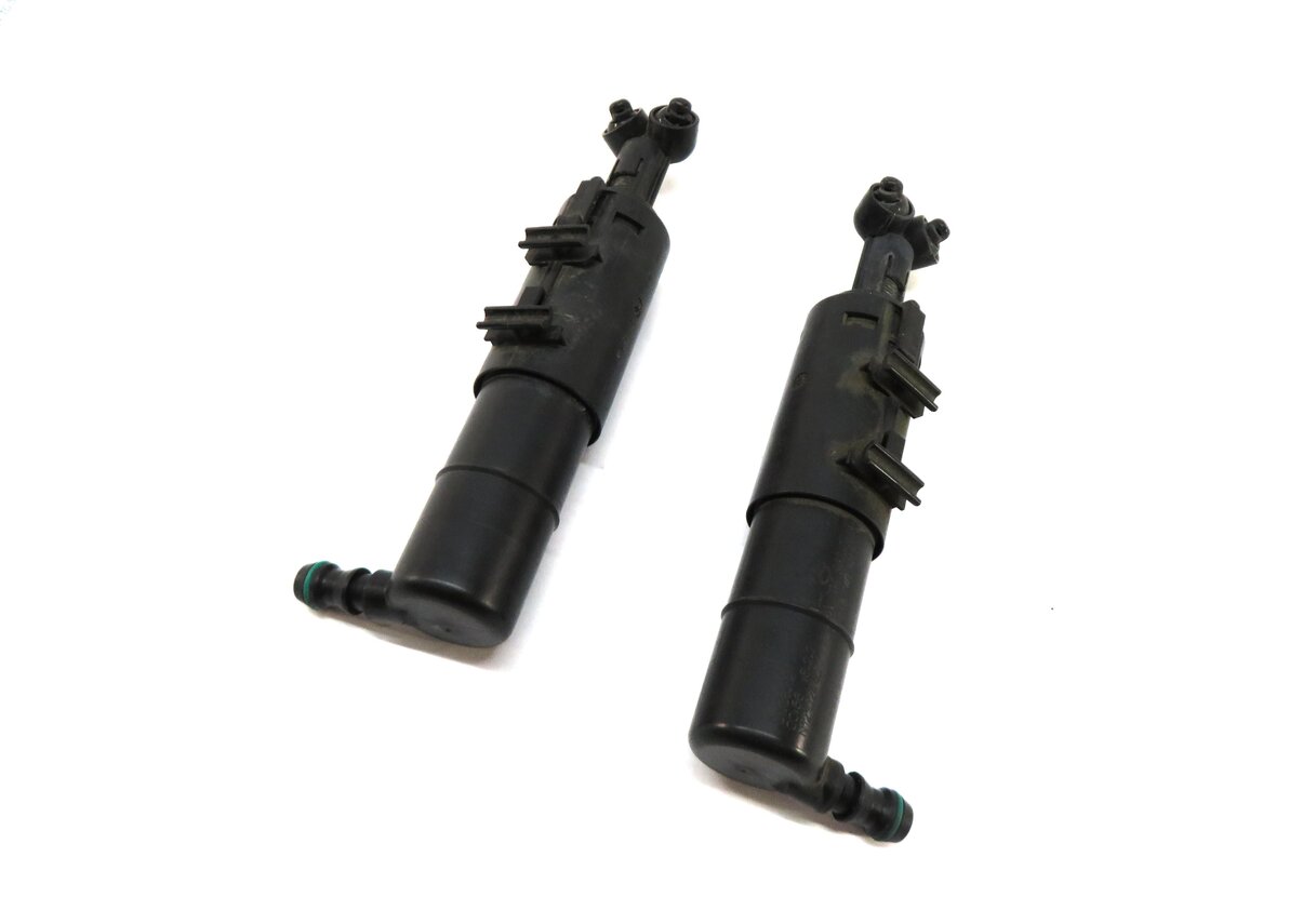 2013 MERCEDES BENZ C250 (W204) FRONT HEADLIGHT WASHER SQUIRTER NOZZLE SET