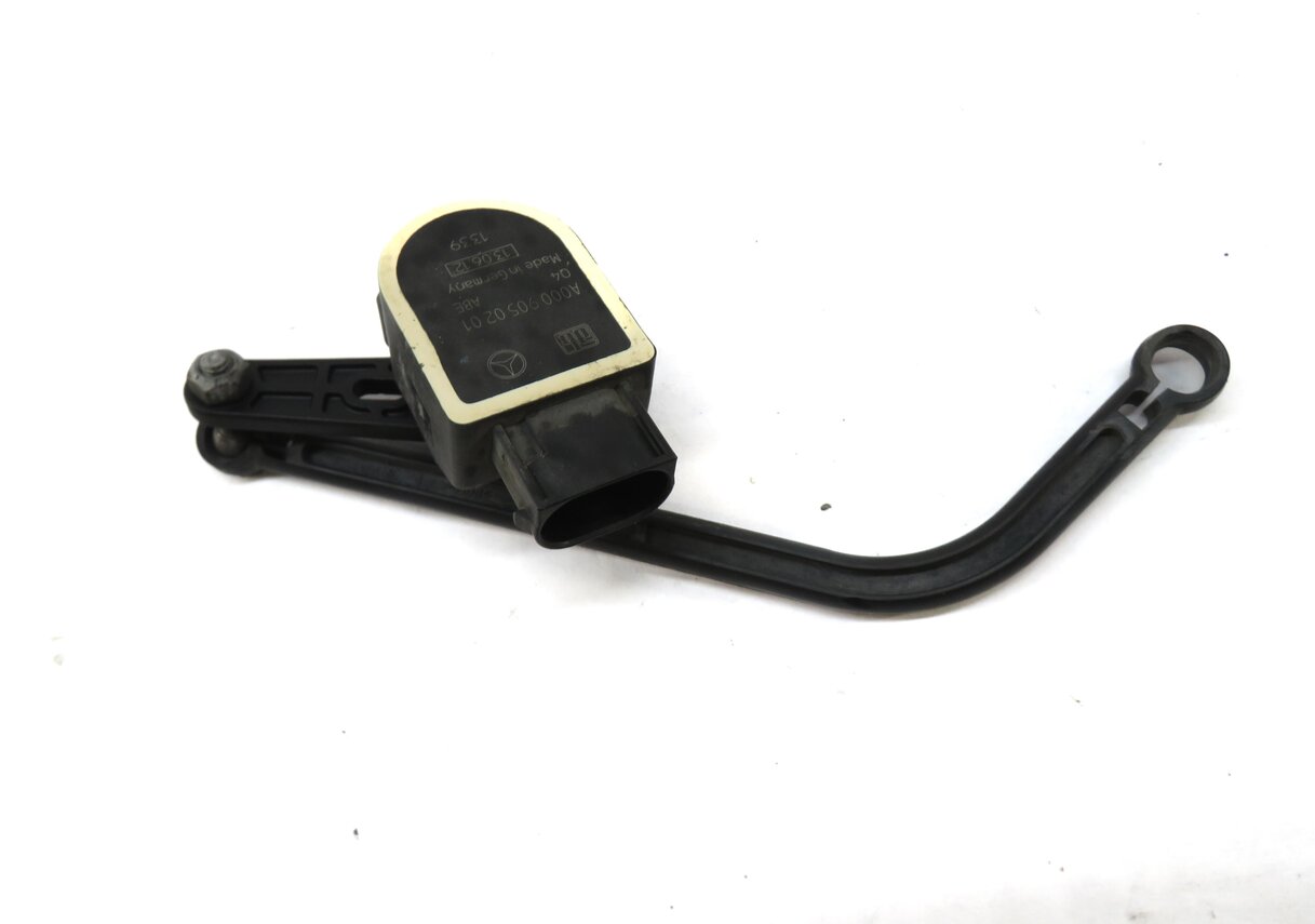 Thumbnail 2: 2013 MERCEDES C250 (W204) LEFT FRONT DRIVER SUSPENSION HEIGHT LEVEL SENSOR