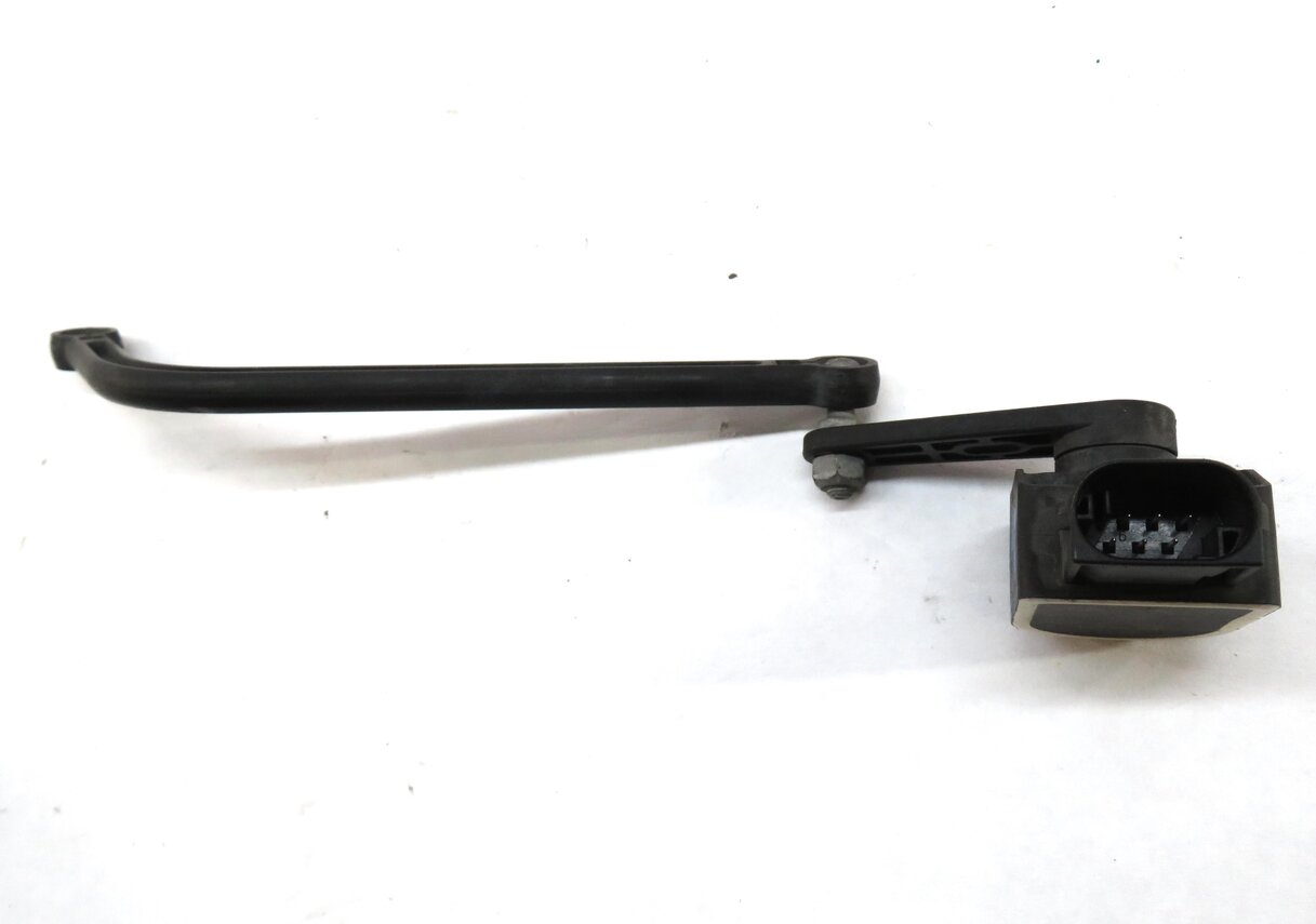 Thumbnail 3: 2013 MERCEDES C250 (W204) LEFT FRONT DRIVER SUSPENSION HEIGHT LEVEL SENSOR