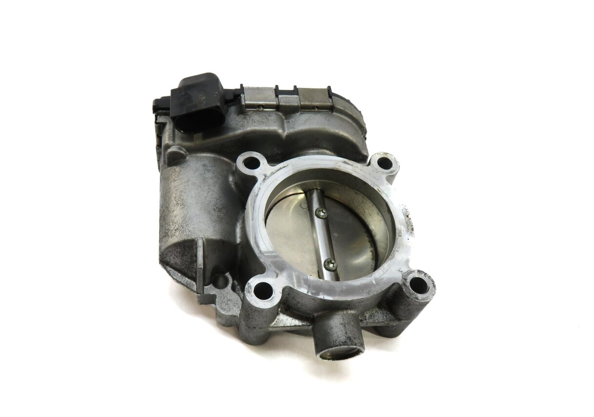 Thumbnail 3: MERCEDES 06-11 B200 12-15 C250 SLK250 (W204 W245 R172) 1.8L TURBO THROTTLE BODY