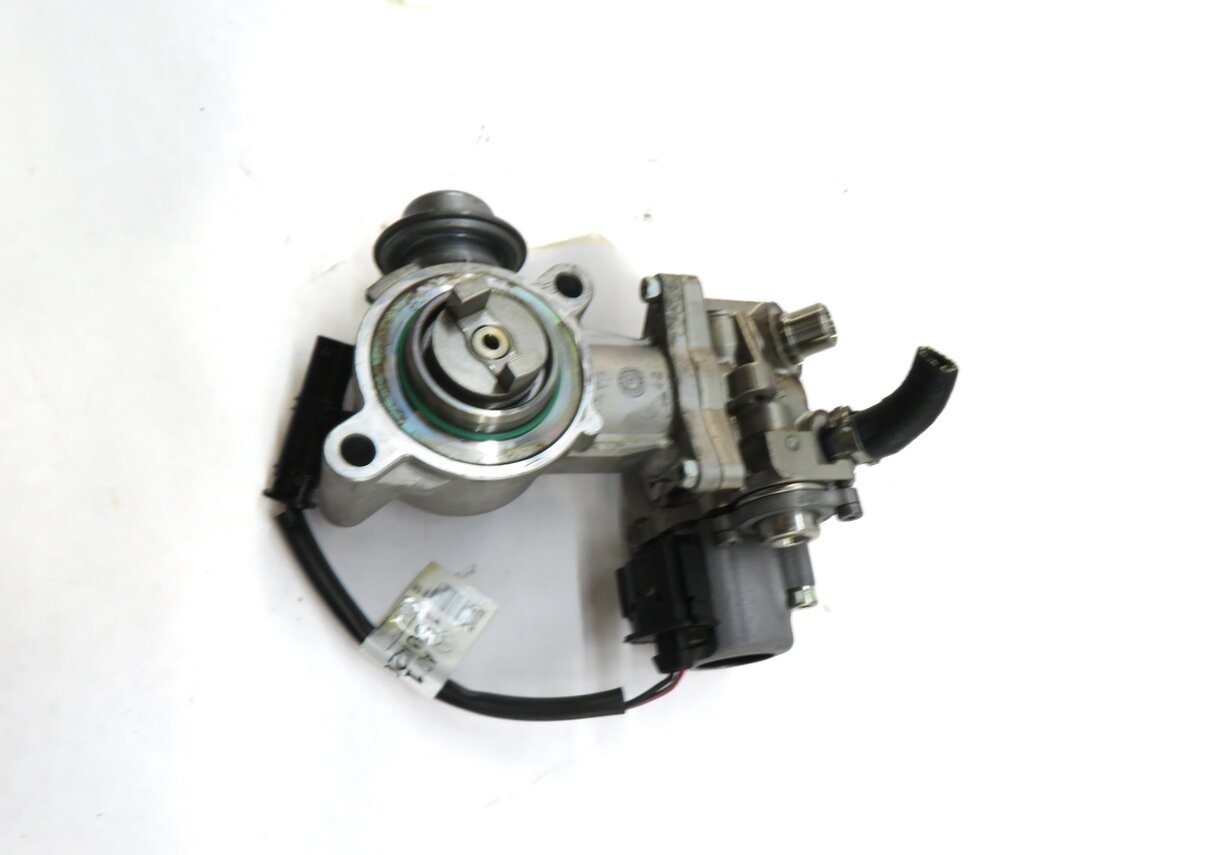 Thumbnail 2: 12-15 MERCEDES BENZ C250 SLK250 (W204 R172) 1.8L TURBO M172 MECHANICAL FUEL PUMP