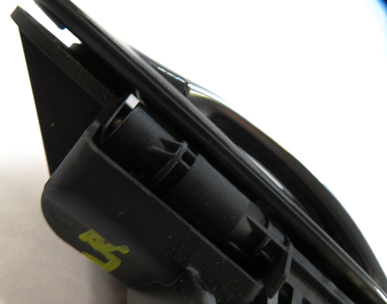Thumbnail 6: 2010-2016 PORSCHE PANAMERA (970 G1) LEFT REAR KEYLESS DOOR HANDLE (CARBON GRAY)