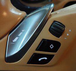 Thumbnail 2: 2010-2016 PORSCHE CAYENNE PANAMERA (958 970 G1) HEATED STEERING WHEEL (BEIGE)