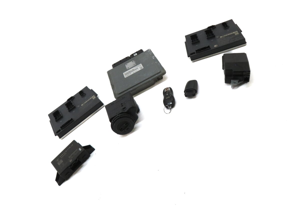 Thumbnail 3: 2011 PORSCHE PANAMERA (970 G1) 3.6L ENGINE ECM BCM IMMOBILIZER MODULE KEY SET