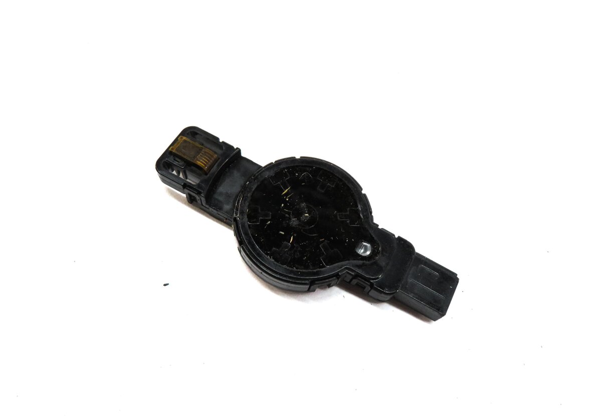 Thumbnail 1: 2011 PORSCHE PANAMERA (970 G1) RAIN SENSOR