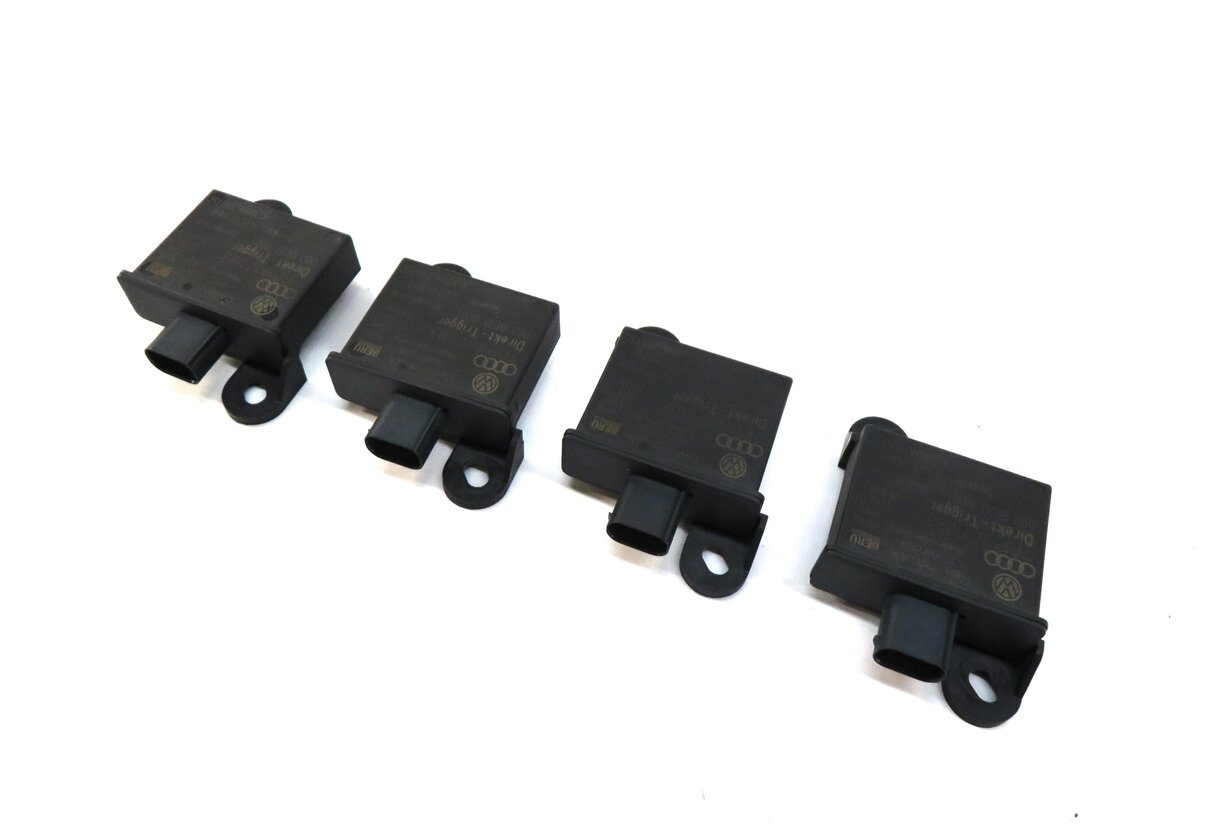 Thumbnail 1: 2011 PORSCHE PANAMERA (970 G1) TPMS TIRE AIR PRESSURE SENSOR TRIGGER MODULE SET