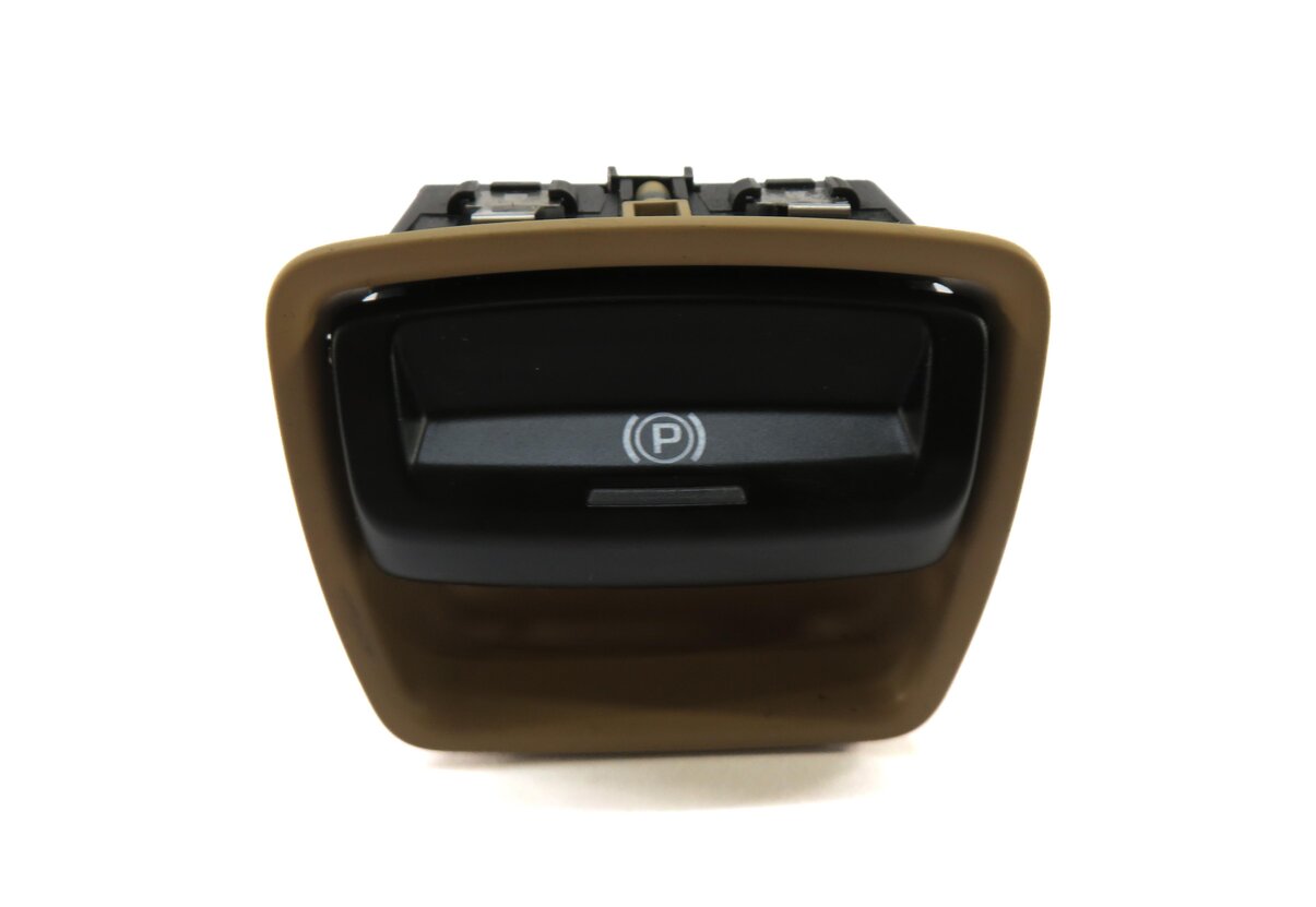 Thumbnail 2: 2011 PORSCHE PANAMERA (970 G1) PARKING BRAKE SWITCH BUTTON (BEIGE)