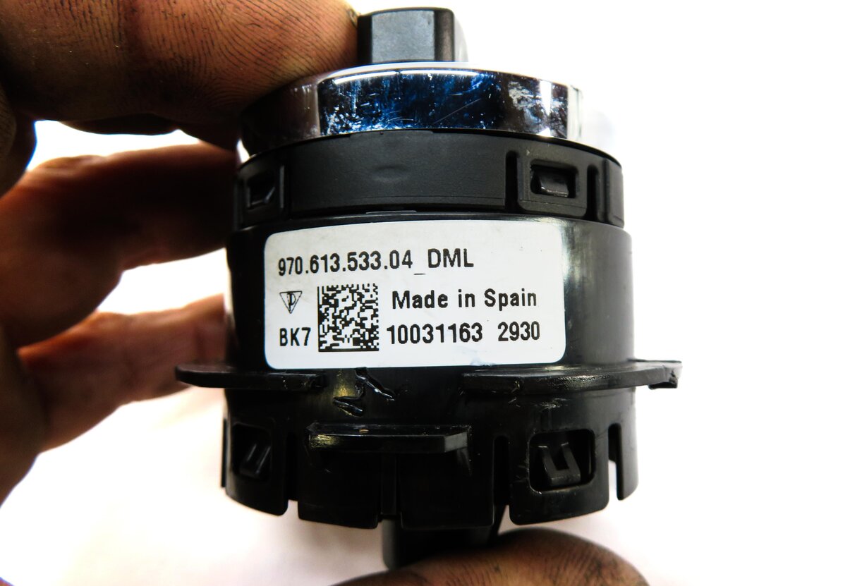 Thumbnail 5: 2012-2021 PORSCHE 911 CAYMAN PANAMERA (970 G1 981 991) HEADLIGHT SWITCH