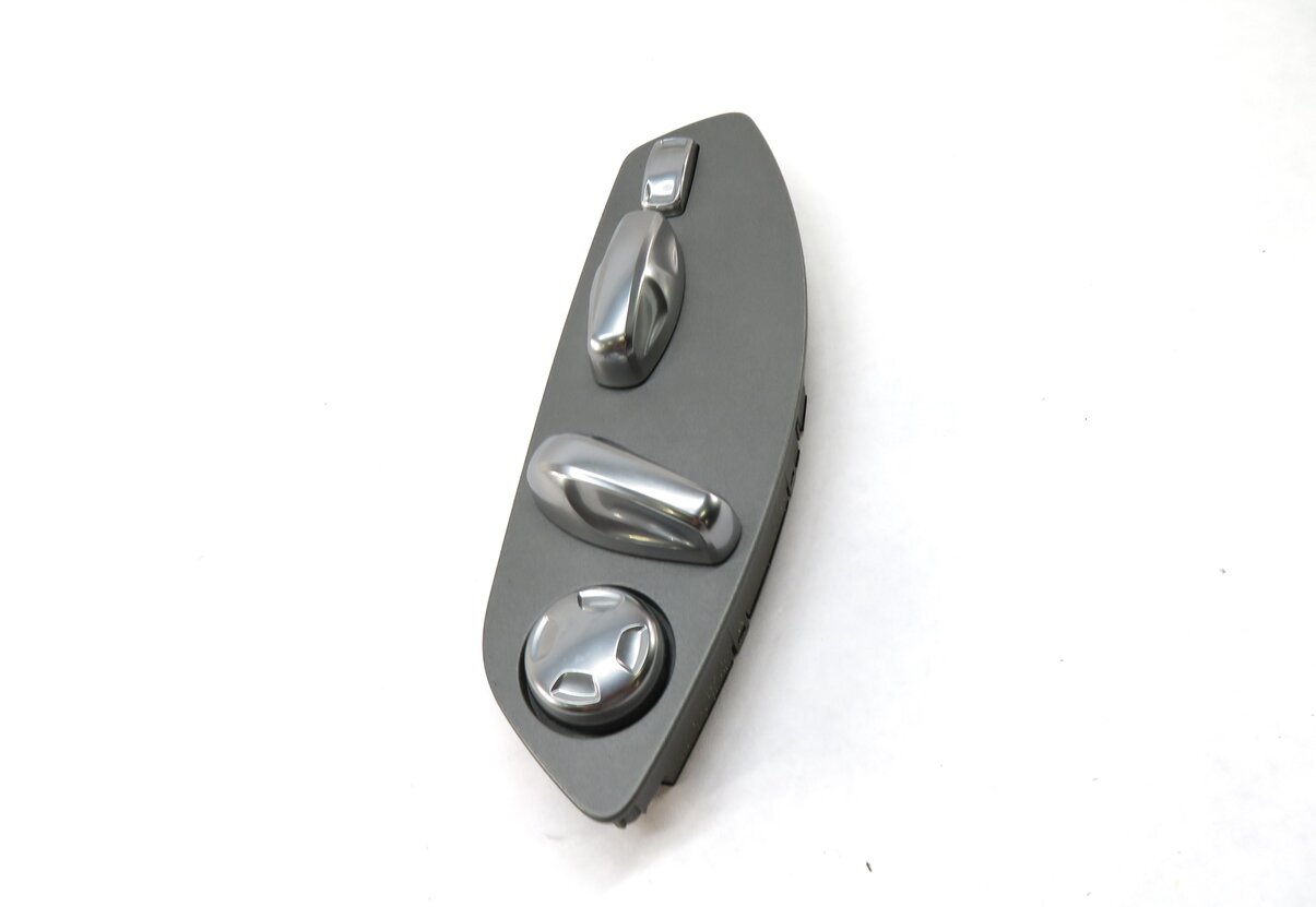 Thumbnail 2: 2011 PORSCHE PANAMERA (970 G1) LEFT FRONT DRIVER SEAT ADJUSTMENT SWITCH
