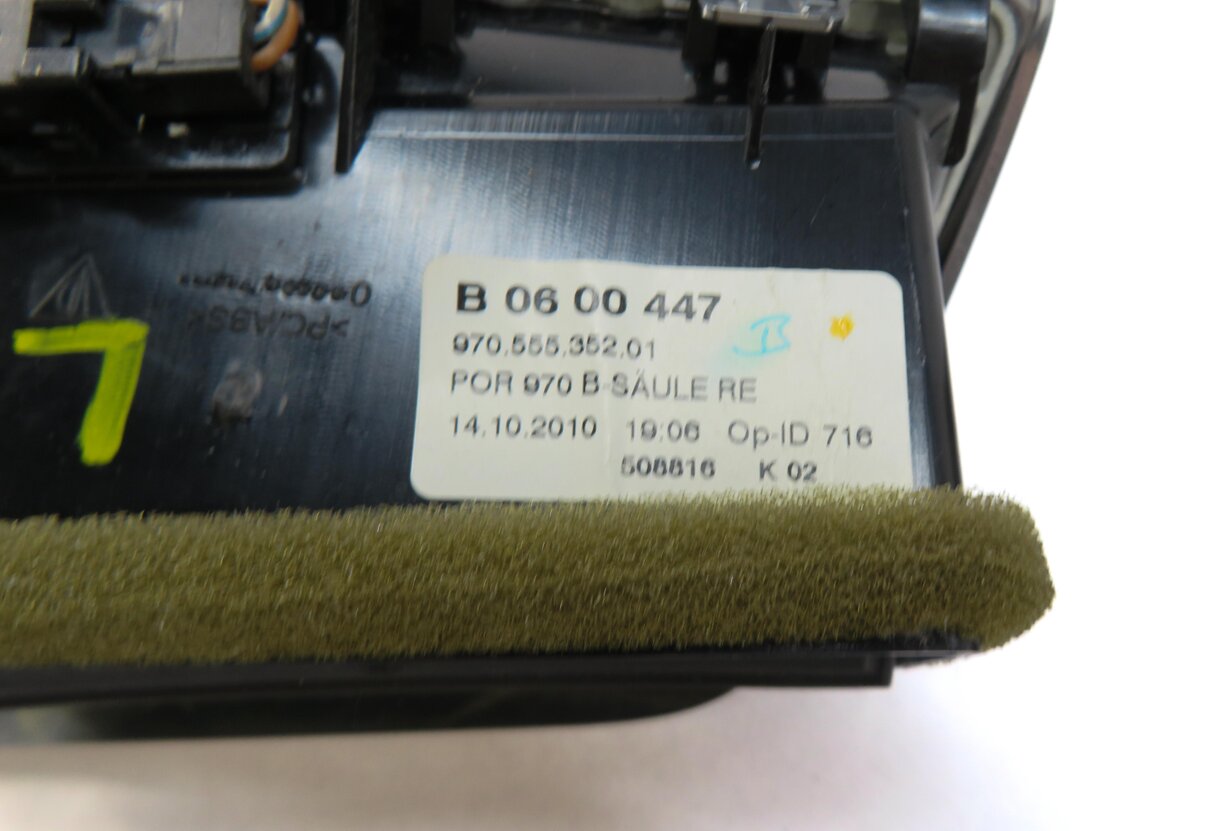 Thumbnail 4: 2011 PORSCHE PANAMERA (970 G1) LEFT & RIGHT REAR PILLAR HEATER A/C AIR VENT SET